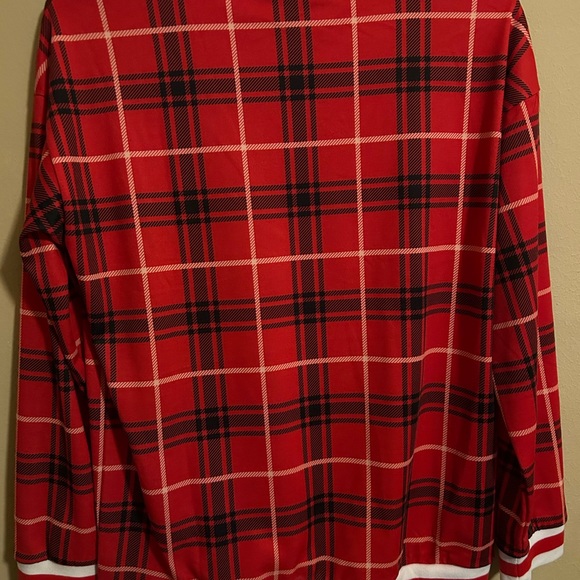 Red sweatshirt - Picture 4 of 4